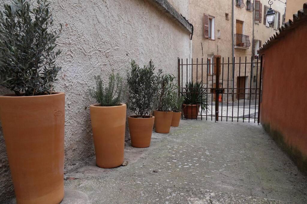 L'Appart A Cotignac, Tout Compris, Calme Et Confort Екстер'єр фото