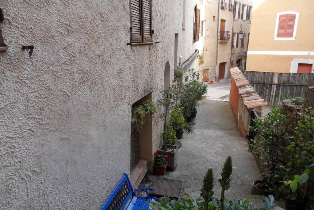 L'Appart A Cotignac, Tout Compris, Calme Et Confort Екстер'єр фото